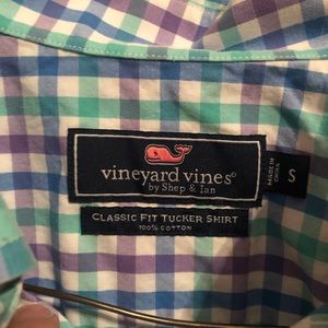 Small Men’s Vineyard Vines Button Up
